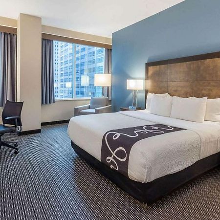 La Quinta Inn & Suites By Wyndham Chicago Downtown Extérieur photo