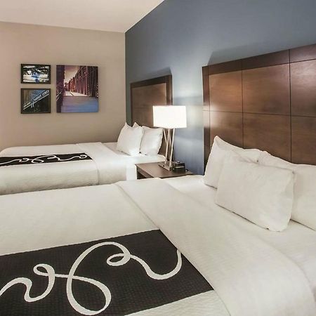 La Quinta Inn & Suites By Wyndham Chicago Downtown Extérieur photo